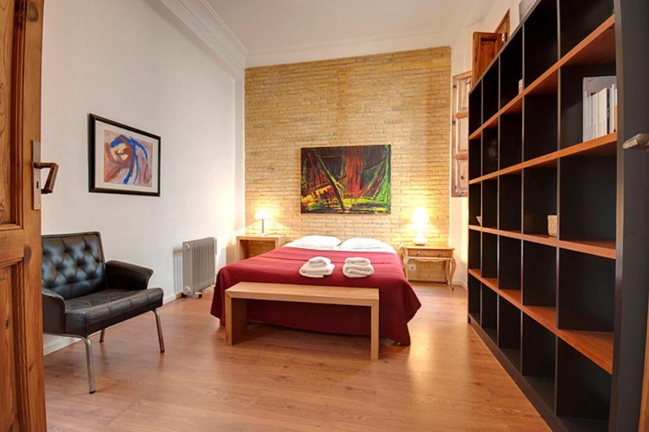 Beds & Breaks Strauss Leilighet Valencia Eksteriør bilde