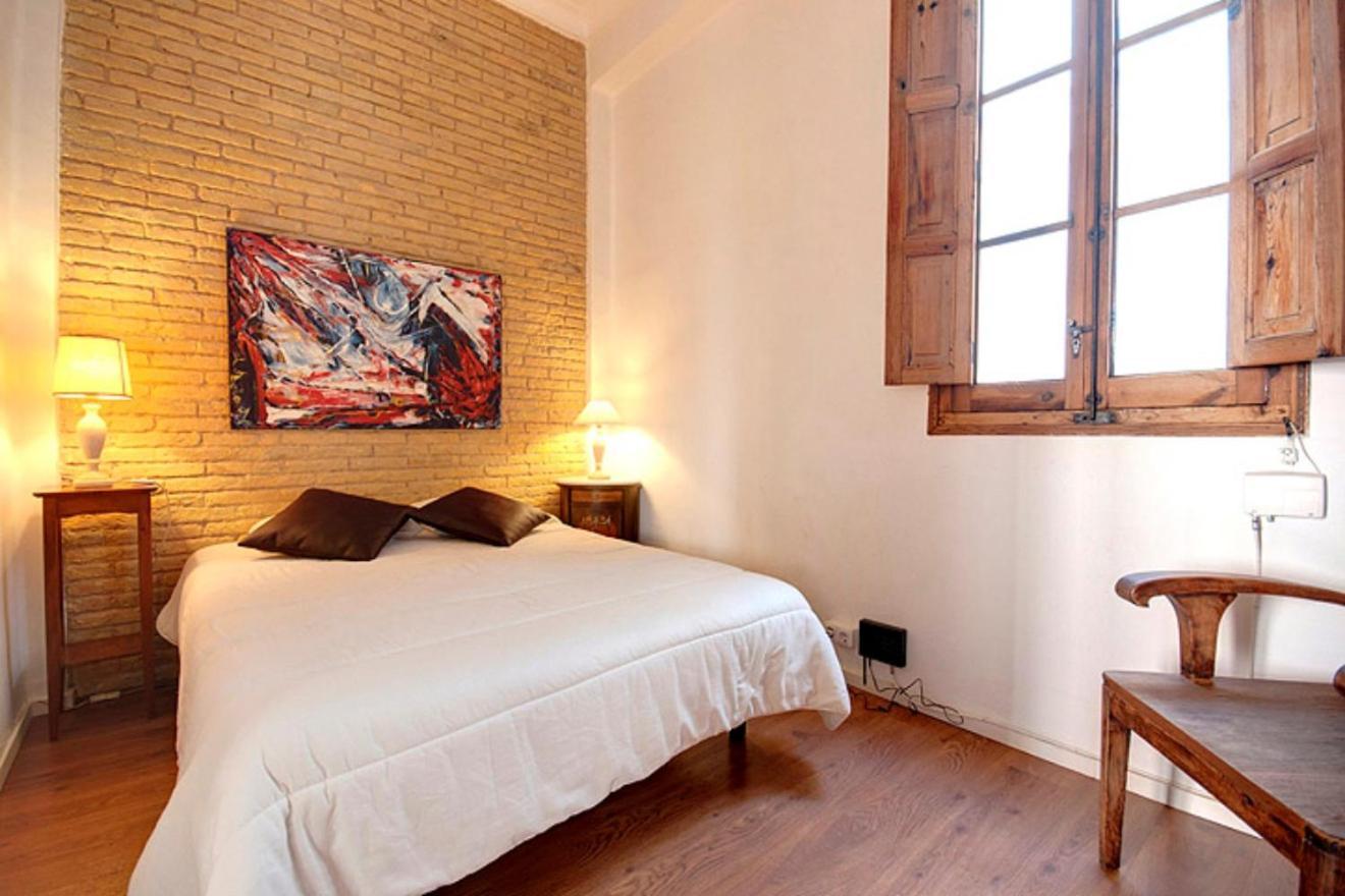 Beds & Breaks Strauss Leilighet Valencia Eksteriør bilde